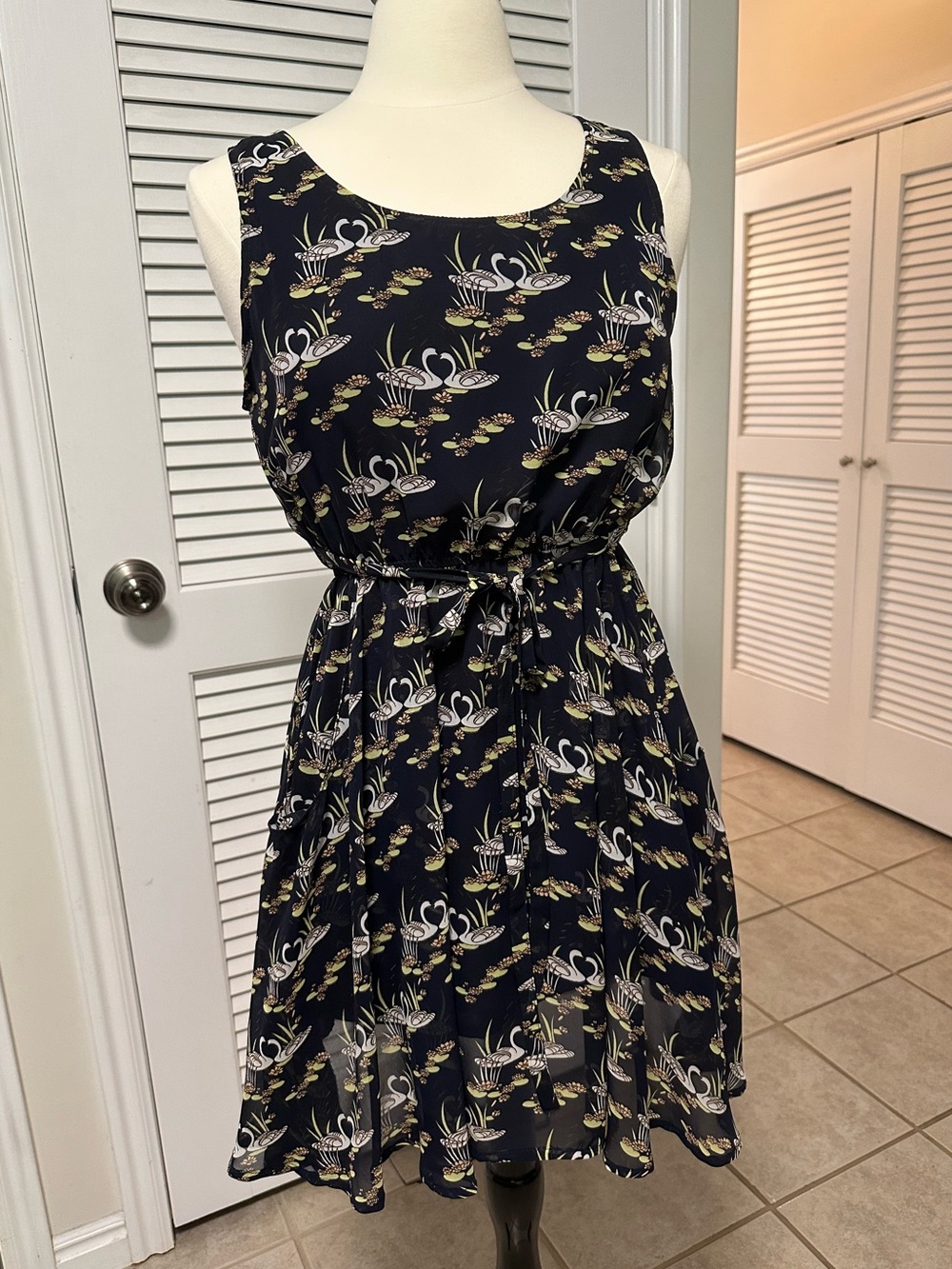 Navy Swan Lovers Print Sleeveless Tie-Waist Dress